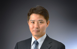 代表取締役社長 小幡 千裕